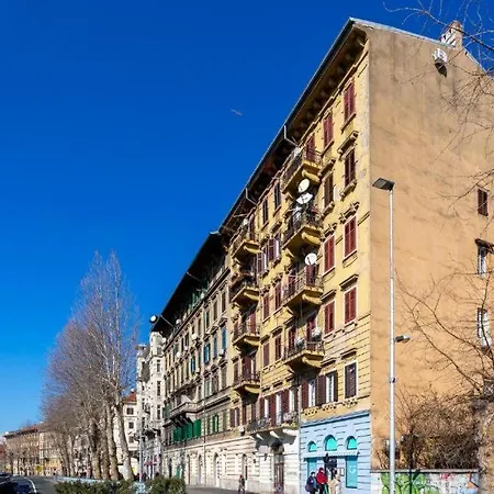 Apartment Bamos In The Center